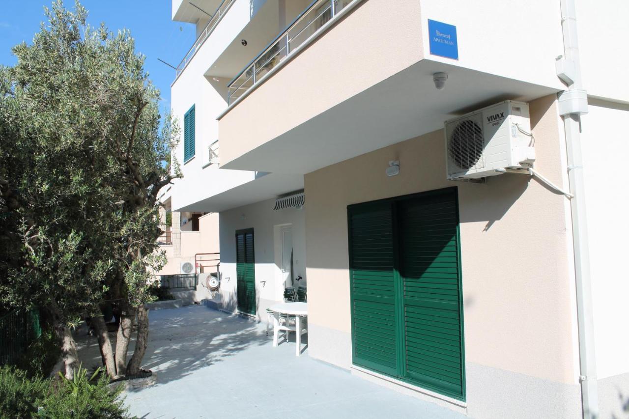 Apartments Tomas Brela Exterior photo